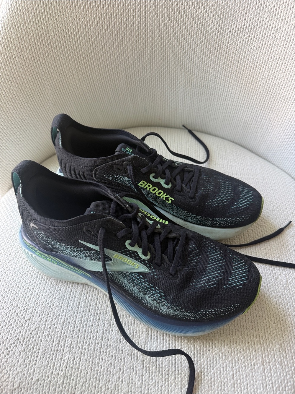 Brooks Men’s Black & Teal Green Running Shoes